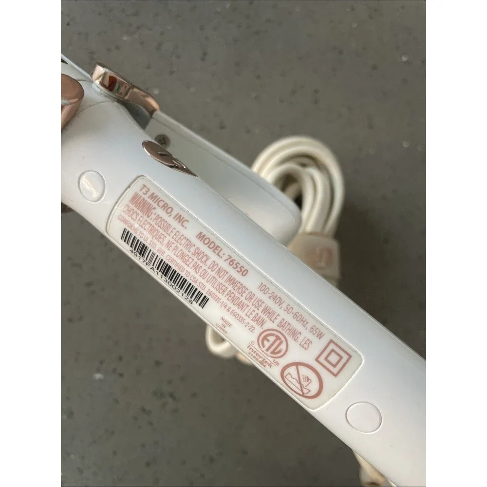T3 SinglePass Curl 1.25 Inch Professional Curling Iron white rose gold